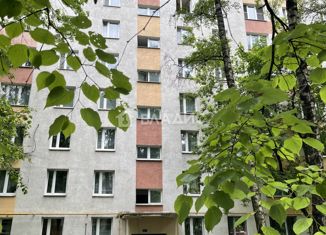 Продаю трехкомнатную квартиру, 57.9 м2, Москва, Планерная улица, 16к5, метро Планерная