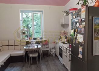 Продам 2-ком. квартиру, 32 м2, Ревда, улица Цветников