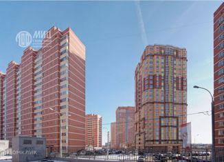 Продам 2-ком. квартиру, 52 м2, Щербинка, улица Барышевская Роща, 26