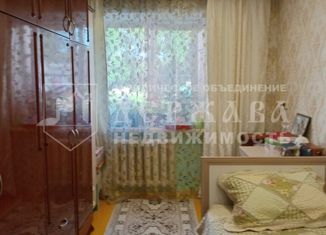 Продам 3-ком. квартиру, 59 м2, Кемерово, Рекордная улица, 27А