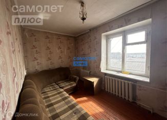 Продается 3-комнатная квартира, 48.9 м2, Алтайский край, улица Революции, 100