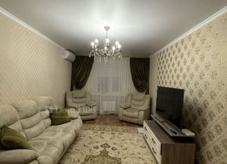 Продам 4-комнатную квартиру, 83 м2, Волгодонск, улица Черникова, 24
