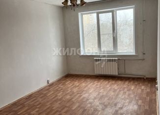 Продаю 1-комнатную квартиру, 32.6 м2, Тольятти, улица Фрунзе, 15