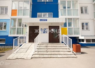 Продажа 2-ком. квартиры, 60 м2, Новосибирск, улица Татьяны Снежиной, 27/1, ЖК Плющихинский Квартал