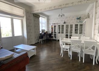 Продается 3-комнатная квартира, 96 м2, Москва, 1-я Тверская-Ямская улица, 12, метро Маяковская