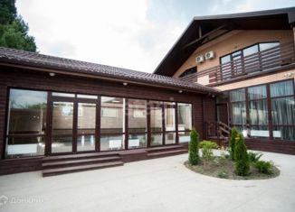 Сдам дом, 365 м2, Ростовская область, 16-я улица, 453