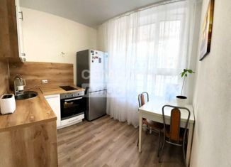 Продам 1-ком. квартиру, 33 м2, Тюмень, улица Червишевский Тракт, 45к9