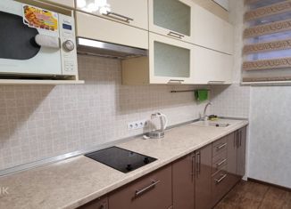 Сдаю 1-ком. квартиру, 40 м2, Севастополь, Наваринская улица, 6