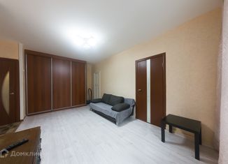 Сдаю в аренду 2-комнатную квартиру, 43.8 м2, Екатеринбург, улица Мира, 2, улица Мира