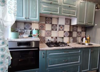 Продаю двухкомнатную квартиру, 49 м2, Нижний Новгород, Авангардная улица, 9, Авангардная улица