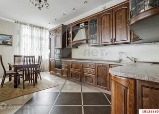 Продажа трехкомнатной квартиры, 104 м2, Краснодар, улица имени Дзержинского, 35