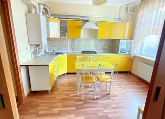 2-комнатная квартира на продажу, 70 м2, Белореченск, улица Луначарского, 273
