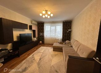 Продам двухкомнатную квартиру, 64 м2, Тольятти, улица Дзержинского, 24