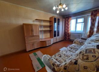 Продается 2-комнатная квартира, 43.6 м2, Ярцево, улица Чайковского, 5