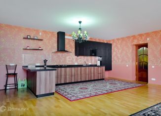 4-комнатная квартира на продажу, 243.6 м2, Череповец, Первомайская улица, 38А