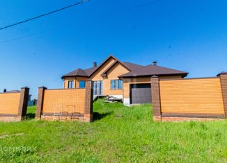 Продаю дом, 210 м2, поселок Комсомольский, Центральная улица