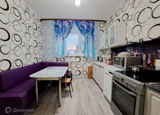 Продаю 3-комнатную квартиру, 65.3 м2, Когалым, Ленинградская улица, 1