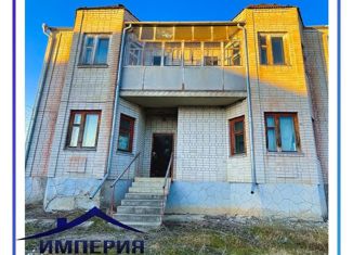 Продаю дом, 325 м2, Новокубанск