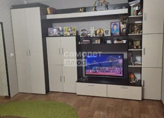 Продам 3-ком. квартиру, 54 м2, Пенза, улица Чехова, 52