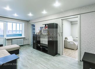 Продам 3-комнатную квартиру, 49 м2, Вологодская область, улица Герцена, 94