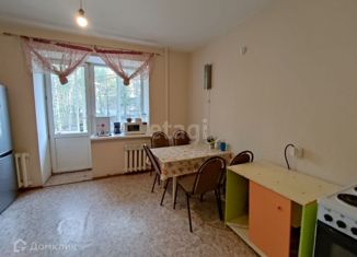 Продается 3-комнатная квартира, 110.1 м2, Ярославль, улица Нефтяников, 4, район Кресты