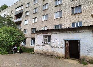 Комната на продажу, 13.7 м2, поселок Майский, Центральная улица, 12