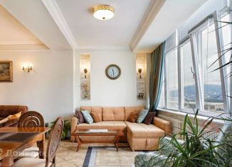 Продается 2-комнатная квартира, 72 м2, Крым, улица Свердлова, 48Ак2