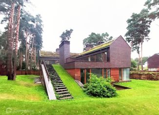 Продам дом, 900 м2, коттеджный поселок Любушкин Хутор