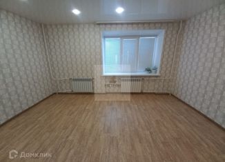 Продается 1-ком. квартира, 36 м2, Нижняя Салда, улица Строителей, 6