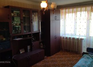 Продам 1-комнатную квартиру, 30.4 м2, Нерехта, площадь 30-летия Победы, 3