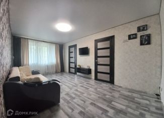 Продам 4-комнатную квартиру, 61.2 м2, Нальчик, улица Неделина, 19, район Молодёжный