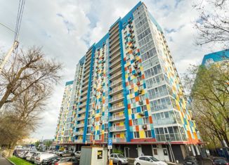 Сдам в аренду 2-ком. квартиру, 80 м2, Ростов-на-Дону, Таганрогская улица, 132/2, ЖК Военвед-Сити