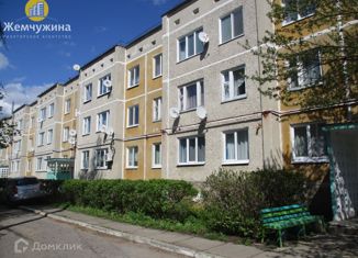 Продается 2-комнатная квартира, 52 м2, поселок городского типа Мулловка, улица Пушкина, 17