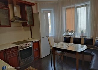 Аренда 2-комнатной квартиры, 56 м2, Курск, проспект Вячеслава Клыкова, 1
