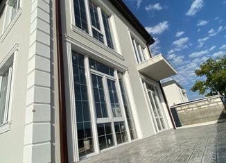 Продам дом, 150 м2, село Весёлое, улица имени Героя Советского Союза Е.К. Гараняна, 45