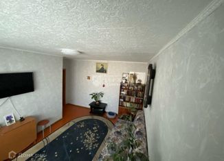 Продам двухкомнатную квартиру, 48 м2, Топки, улица Революции, 7