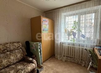 Продается 2-ком. квартира, 40 м2, Ставрополь, улица Дзержинского, 172, Ленинский район