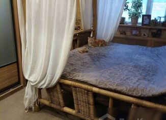 Продаю 2-ком. квартиру, 53.5 м2, Москва, улица Шолохова, 10, метро Новопеределкино
