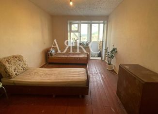 Продам 1-комнатную квартиру, 32.7 м2, Ишимбай, Советская улица, 75