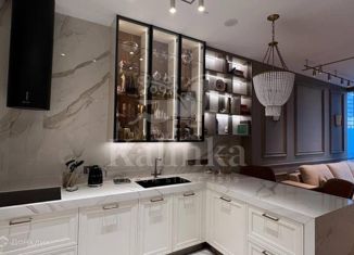 Продам двухкомнатную квартиру, 61 м2, Москва, 1-й Красногвардейский проезд, 22с1, метро Международная