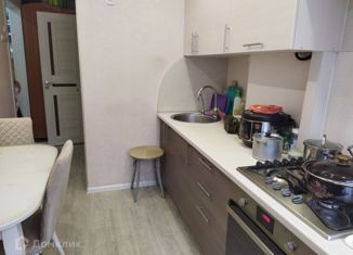 Продаю двухкомнатную квартиру, 43.4 м2, Нижний Новгород, улица Александра Люкина, 7, улица Александра Люкина