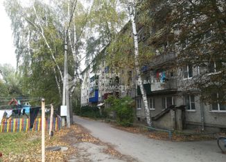 Продажа двухкомнатной квартиры, 46.2 м2, посёлок городского типа Шилово, Советская площадь, 4