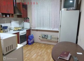 Продается двухкомнатная квартира, 54.2 м2, Самарская область, улица Аминева, 10