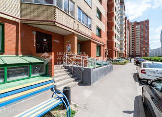 Продам 3-комнатную квартиру, 90 м2, Рязань, Большая улица, 106, район Дашково-Песочня