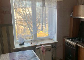 Продам 3-комнатную квартиру, 51.6 м2, Армянск, микрорайон имени Генерала Васильева, 16