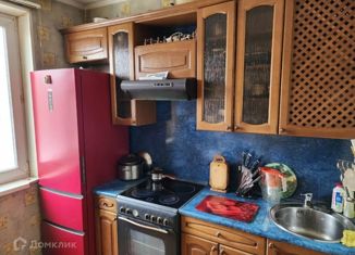 Продается 2-ком. квартира, 45 м2, Москва, улица Маршала Катукова, 25к1, метро Строгино