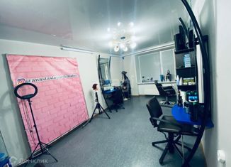 Продам двухкомнатную квартиру, 37 м2, Полысаево, Бакинская улица, 16