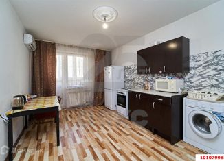 Продается 2-ком. квартира, 64.6 м2, Краснодар, улица имени 40-летия Победы, 103, ЖК Возрождение