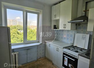 Сдам 2-ком. квартиру, 45.6 м2, Калининград, улица Куйбышева, 183, Ленинградский район