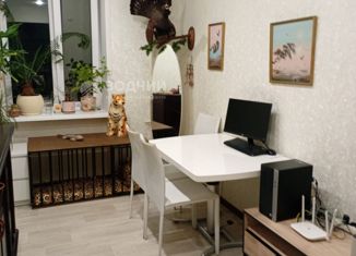 Продается 5-ком. квартира, 92.3 м2, Чебоксары, улица Петрова, 5